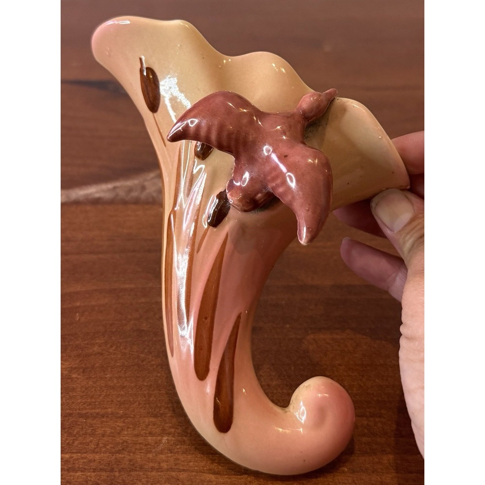Vtg 7" Wall Pocket Vase Ceramic Duck Figure Cattails Cornucopia Maroon MCM